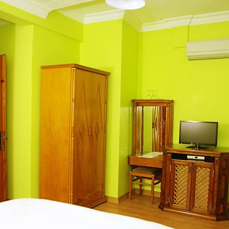 Nazar Hotel セルチュク 部屋 写真
