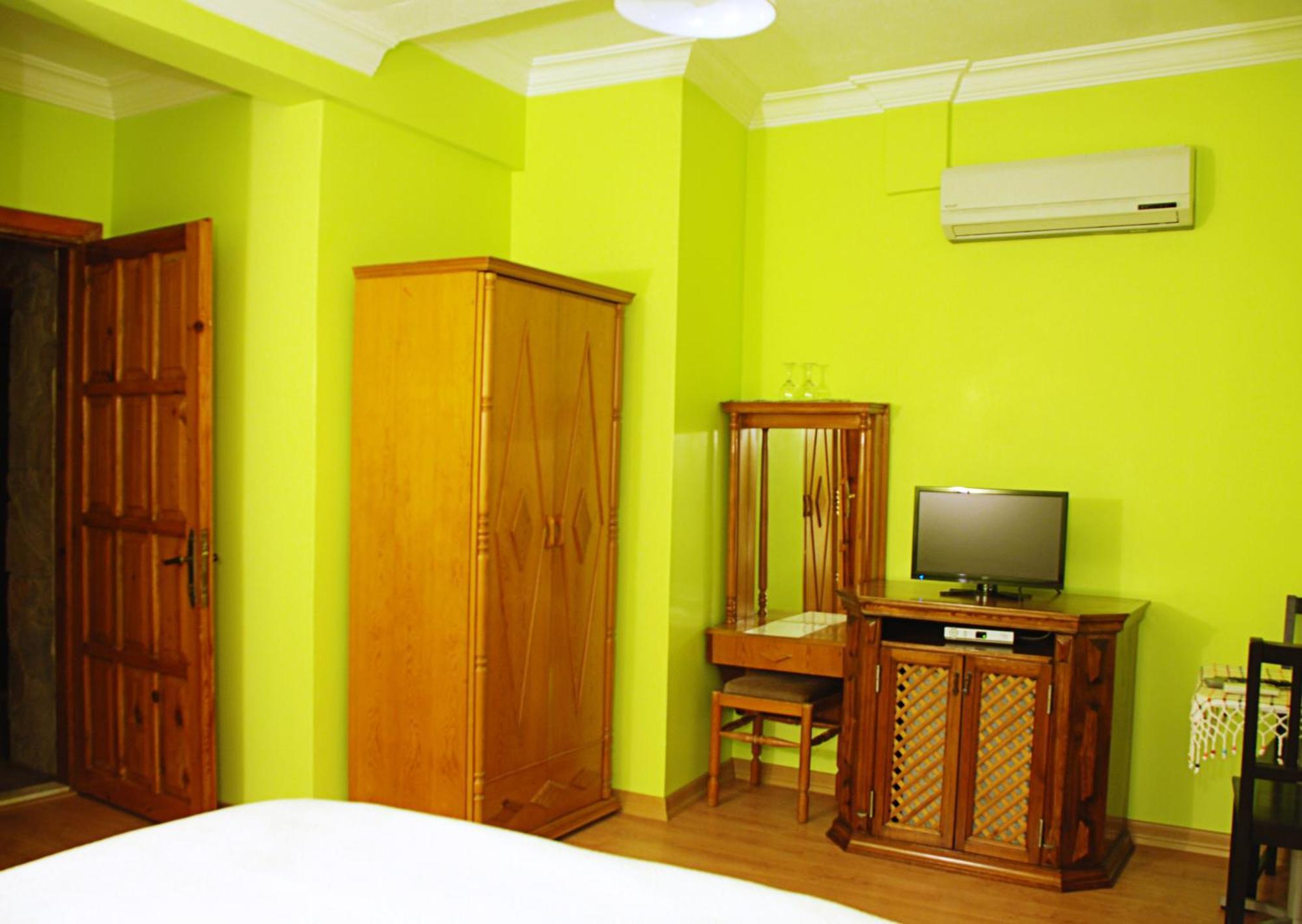 Nazar Hotel セルチュク 部屋 写真